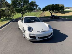 Porsche 911 GT3 RS Sport Chrono Package Plus 2010 года  (NA)
